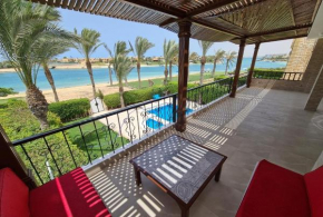 Beach Villa with Private Pool - MARINA NORTH COAST